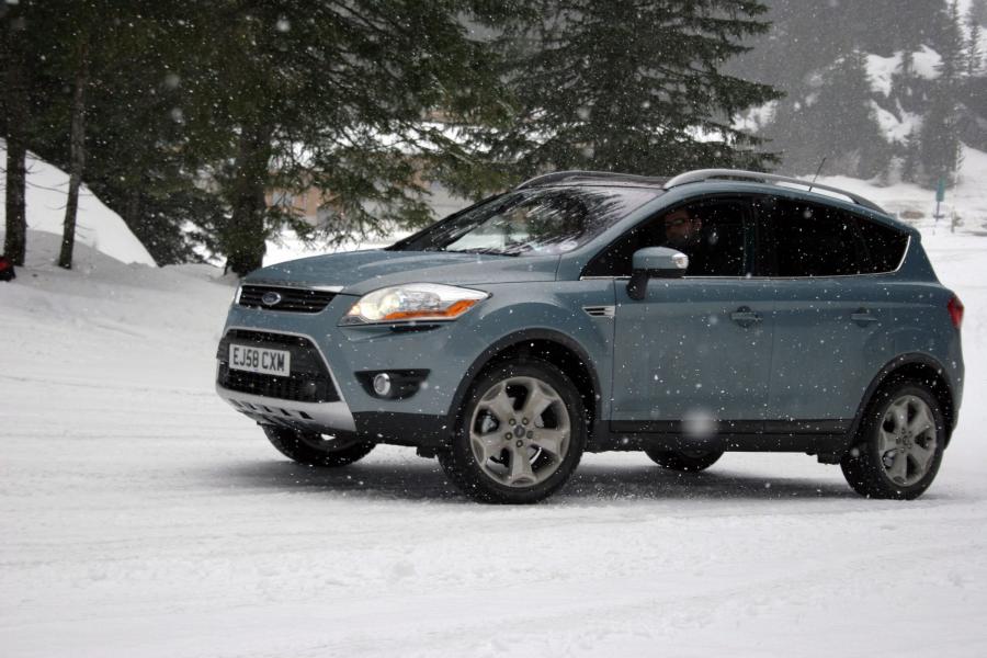  Ford Kuga 2008 года  (фото 91 из 139)